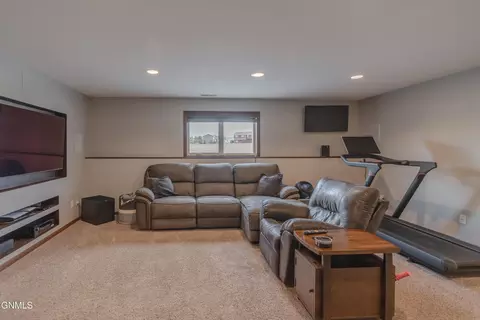 Other - 6923 Derek Dr, Bismarck, ND 58504 photo 10 of 35