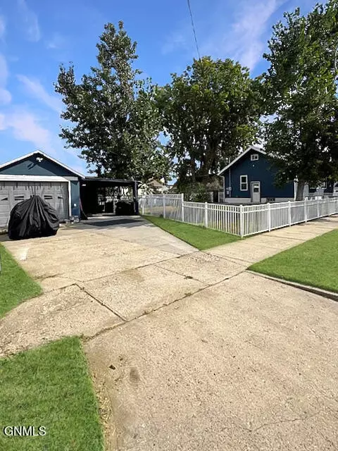 121 3rd Ave SW, Sidney, MT 59270 photo 9