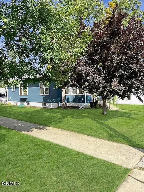 121 3rd Ave SW, Sidney, MT 59270 photo 3
