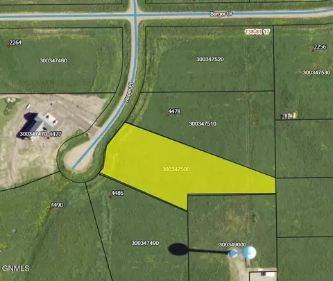 8 Roper Pl, Mandan, ND 58554