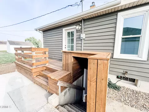 621 4th Ave W, Williston, ND 58801 photo 23