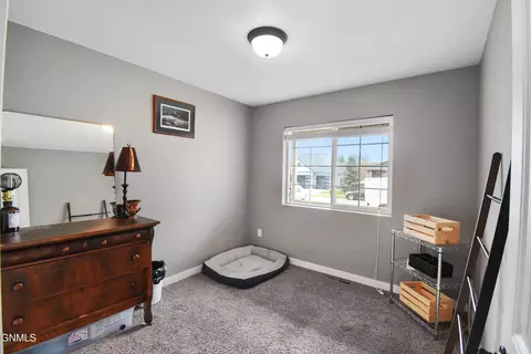 Bedroom - 2722 24th St W, Williston, ND 58801 photo 2 of 2