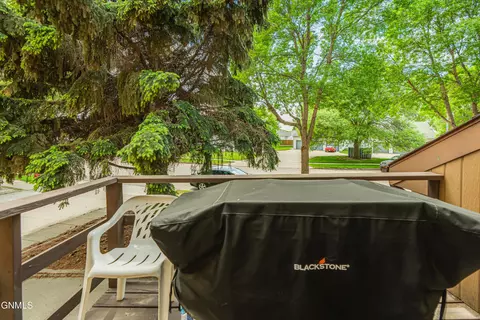 2865 Warwick Loop, Bismarck, ND 58504 photo 41