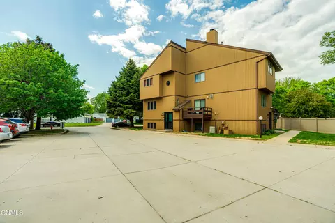 2865 Warwick Loop, Bismarck, ND 58504 photo 44