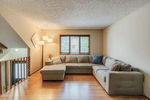 2865 Warwick Loop, Bismarck, ND 58504 photo 4