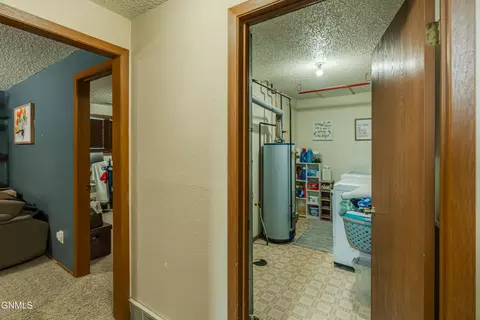 2865 Warwick Loop, Bismarck, ND 58504 photo 29