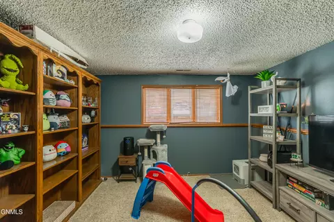 2865 Warwick Loop, Bismarck, ND 58504 photo 35