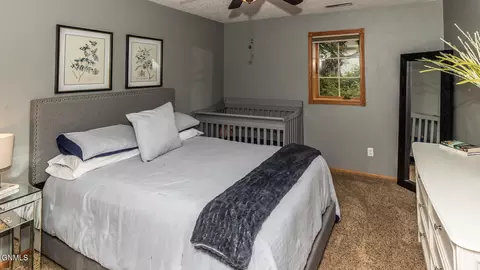 Bedroom - 609 Huron Dr, Bismarck, ND 58503 photo 4 of 4
