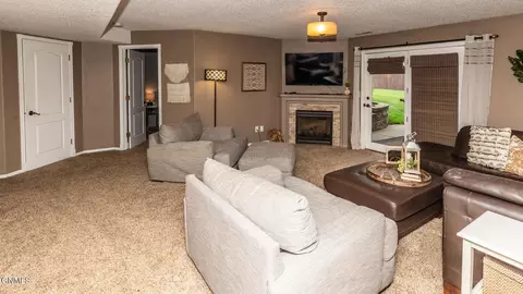 Other - 609 Huron Dr, Bismarck, ND 58503 photo 4 of 6