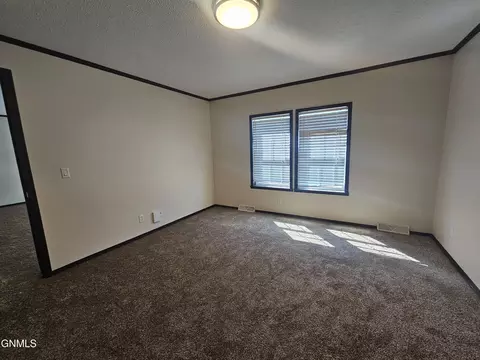 2600 University Ave, Williston, ND 58801 photo 14