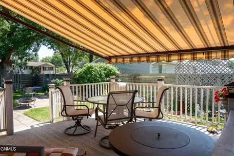 411 Turnpike Ave E, Bismarck, ND 58501 photo 17