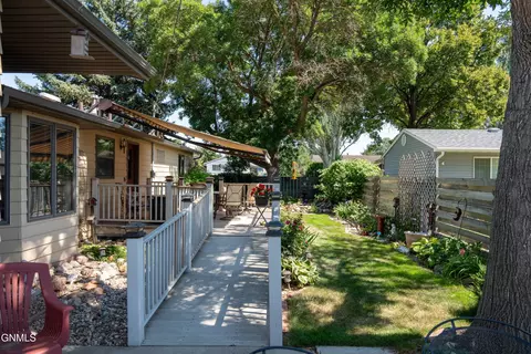 411 Turnpike Ave E, Bismarck, ND 58501 photo 21