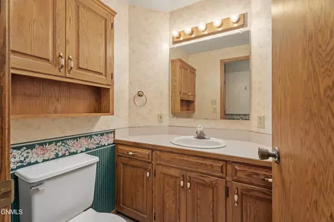 411 Turnpike Ave E, Bismarck, ND 58501 photo 14