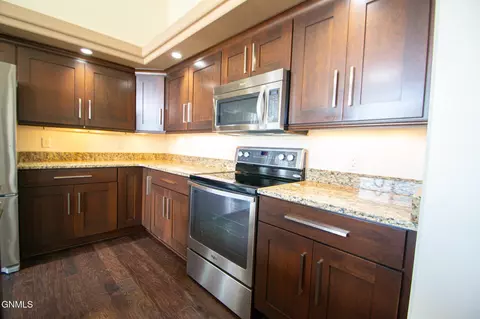 1730 Calgary Loop, Bismarck, ND 58503 photo 12