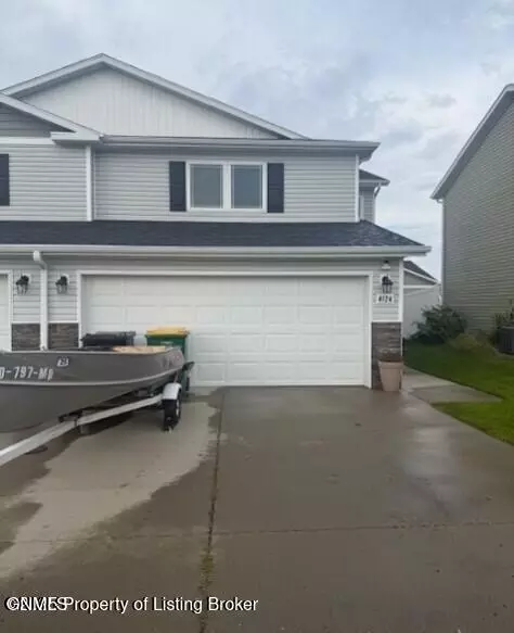 4124 Lorrain Pl, Bismarck, ND 58503
