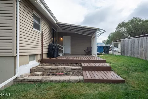 1139 2nd Ave E, Dickinson, ND 58601 photo 54