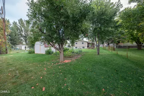 1139 2nd Ave E, Dickinson, ND 58601 photo 51