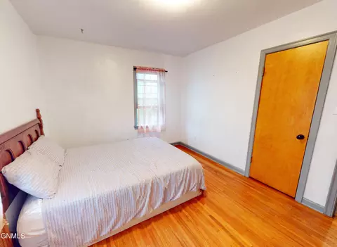 Bedroom - 315 2nd St E, Napoleon, ND 58561 photo 1 of 3