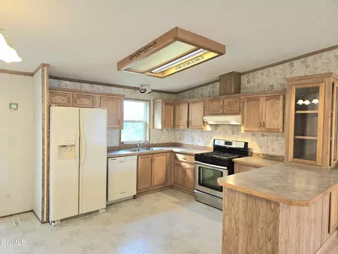 601 B Ave E, Napoleon, ND 58561 photo 5