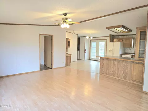 601 B Ave E, Napoleon, ND 58561 photo 4
