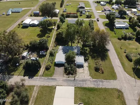 601 B Ave E, Napoleon, ND 58561 photo 19