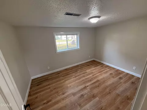 Bedroom - 1825 28th St W, Williston, ND 58801 photo 6 of 8