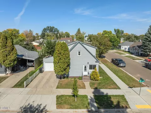 402 4th St W, Williston, ND 58801 photo 13