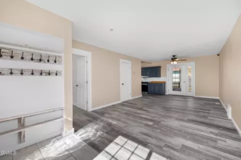 402 4th St W, Williston, ND 58801 photo 21