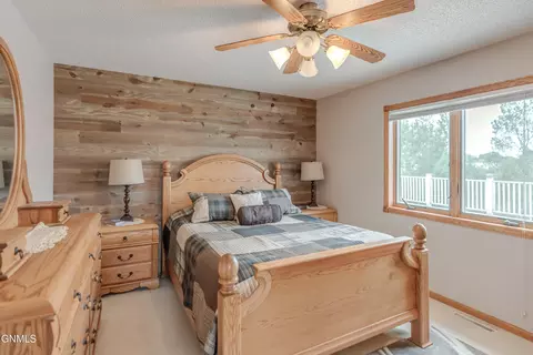Bedroom - 7750 Spruce Pl, Bismarck, ND 58504 photo 2 of 6