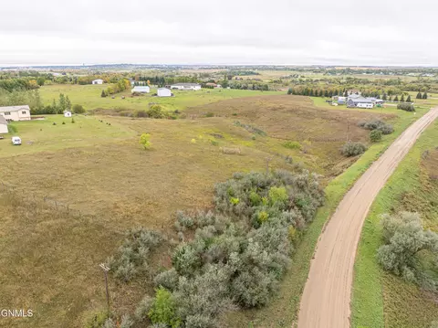 View/Area - 7750 Spruce Pl, Bismarck, ND 58504 photo 2 of 5