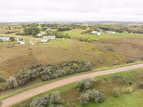 View/Area - 7750 Spruce Pl, Bismarck, ND 58504 photo 4 of 5