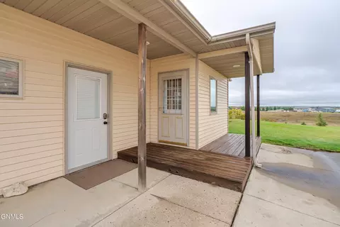Exterior - 7750 Spruce Pl, Bismarck, ND 58504 photo 2 of 19