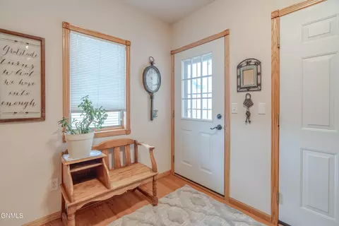 Entry Way - 7750 Spruce Pl, Bismarck, ND 58504 photo 2 of 5