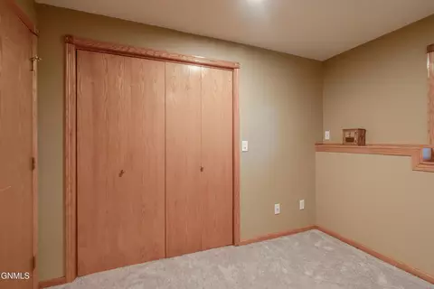 Bedroom - 7750 Spruce Pl, Bismarck, ND 58504 photo 6 of 6