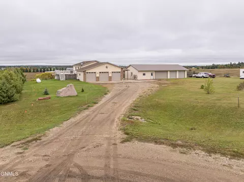 Exterior - 7750 Spruce Pl, Bismarck, ND 58504 photo 18 of 19