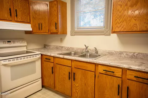 Kitchen - 240 3rd St W, Dickinson, ND 58601 photo 3 of 7