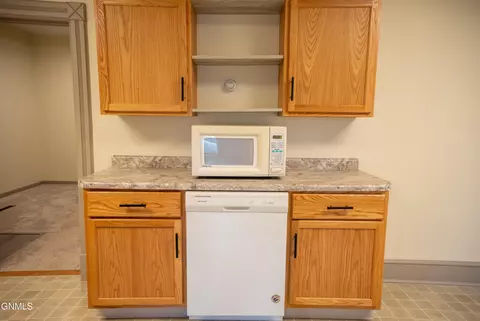 Kitchen - 240 3rd St W, Dickinson, ND 58601 photo 6 of 7