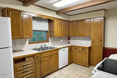 911 4th Ave E, Williston, ND 58801 photo 18