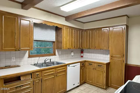 911 4th Ave E, Williston, ND 58801 photo 19