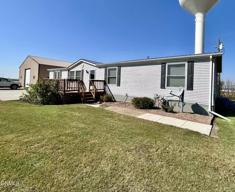 1695 7th St NW, Turtle Lake, ND 58575