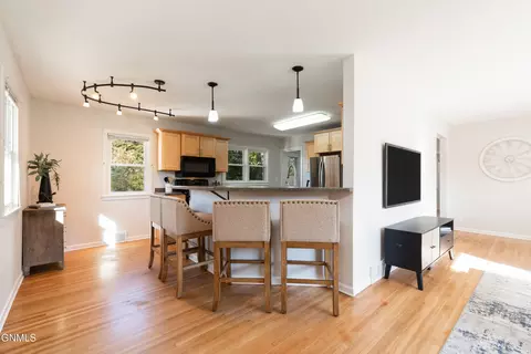 1202 4th St N, Bismarck, ND 58501 photo 7