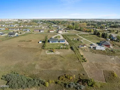 View/Area - 14006 Prairie Ln, Williston, ND 58801 photo 1 of 10