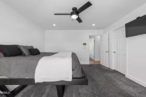 Bedroom - 14006 Prairie Ln, Williston, ND 58801 photo 2 of 10