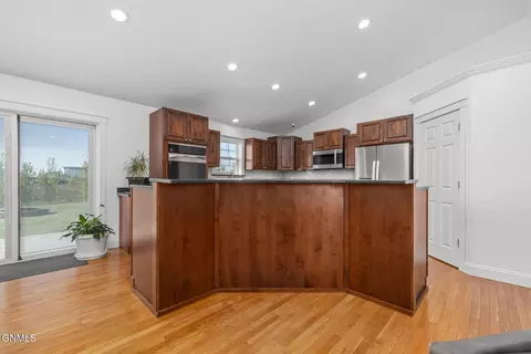 Kitchen - 14006 Prairie Ln, Williston, ND 58801 photo 1 of 5