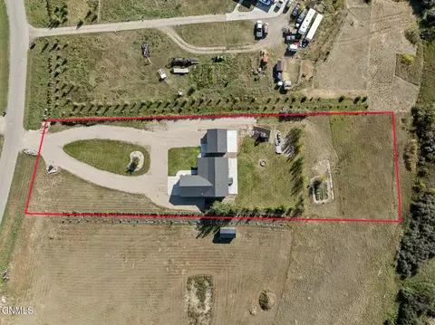 View/Area - 14006 Prairie Ln, Williston, ND 58801 photo 9 of 10