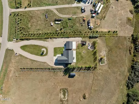 View/Area - 14006 Prairie Ln, Williston, ND 58801 photo 8 of 10