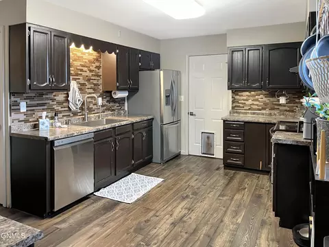 Kitchen - 1718 4th St W, Williston, ND 58801 photo 1 of 5