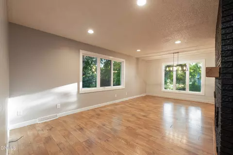 1227 Pocatello Dr, Bismarck, ND 58504 photo 12