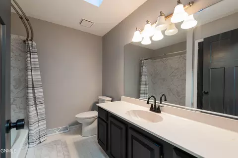 1227 Pocatello Dr, Bismarck, ND 58504 photo 16