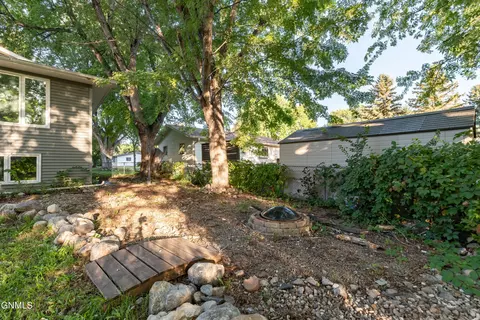 1227 Pocatello Dr, Bismarck, ND 58504 photo 37